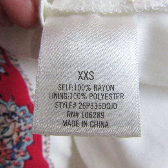 Francesca's Blue Rain Red Floral V Neck Romper XXS NEW - Picture 8 of 8